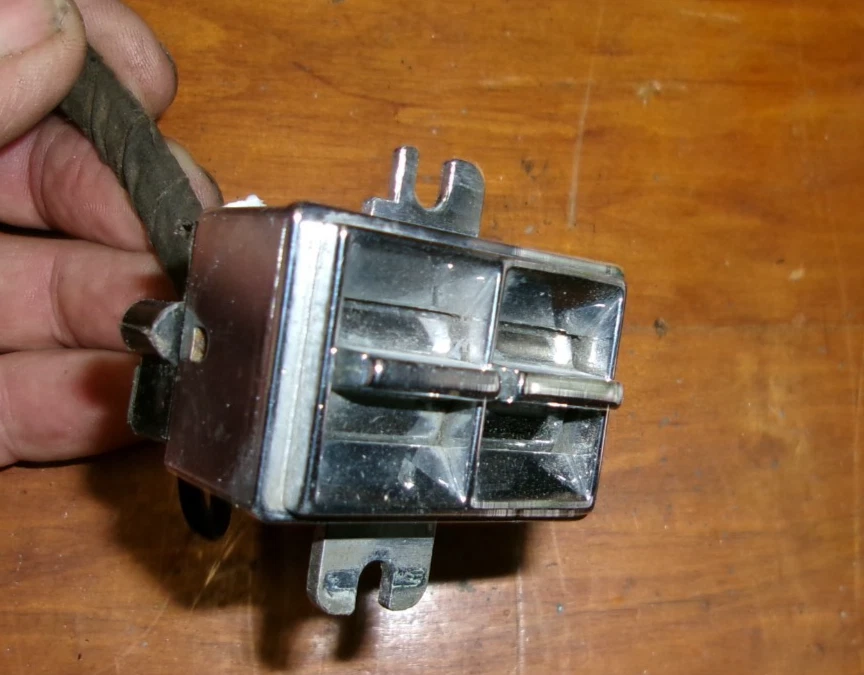 1961-64 Cadillac Sedan + Fleetwood Rear Door 2-Gang Window Switch W/Wiring Block - Image 4 of 4