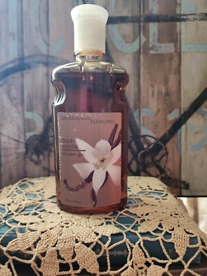 BATH & BODY WORKS PLEASURES FRESH VANILLA SHOWER GEL 10 OZ RARE VTG HARD TO FIND