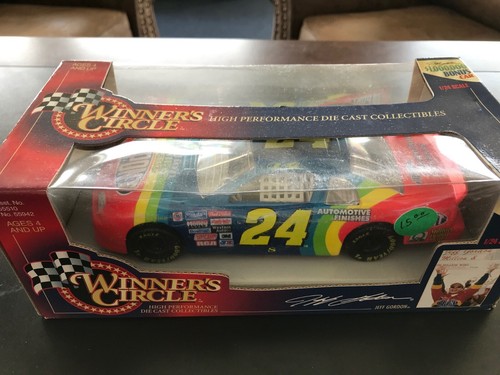 Vintage Winners Circle 97 Die Cast Stock Car 1/24 Scale #24 Jeff Gordon Rainbow - Picture 3 of 7