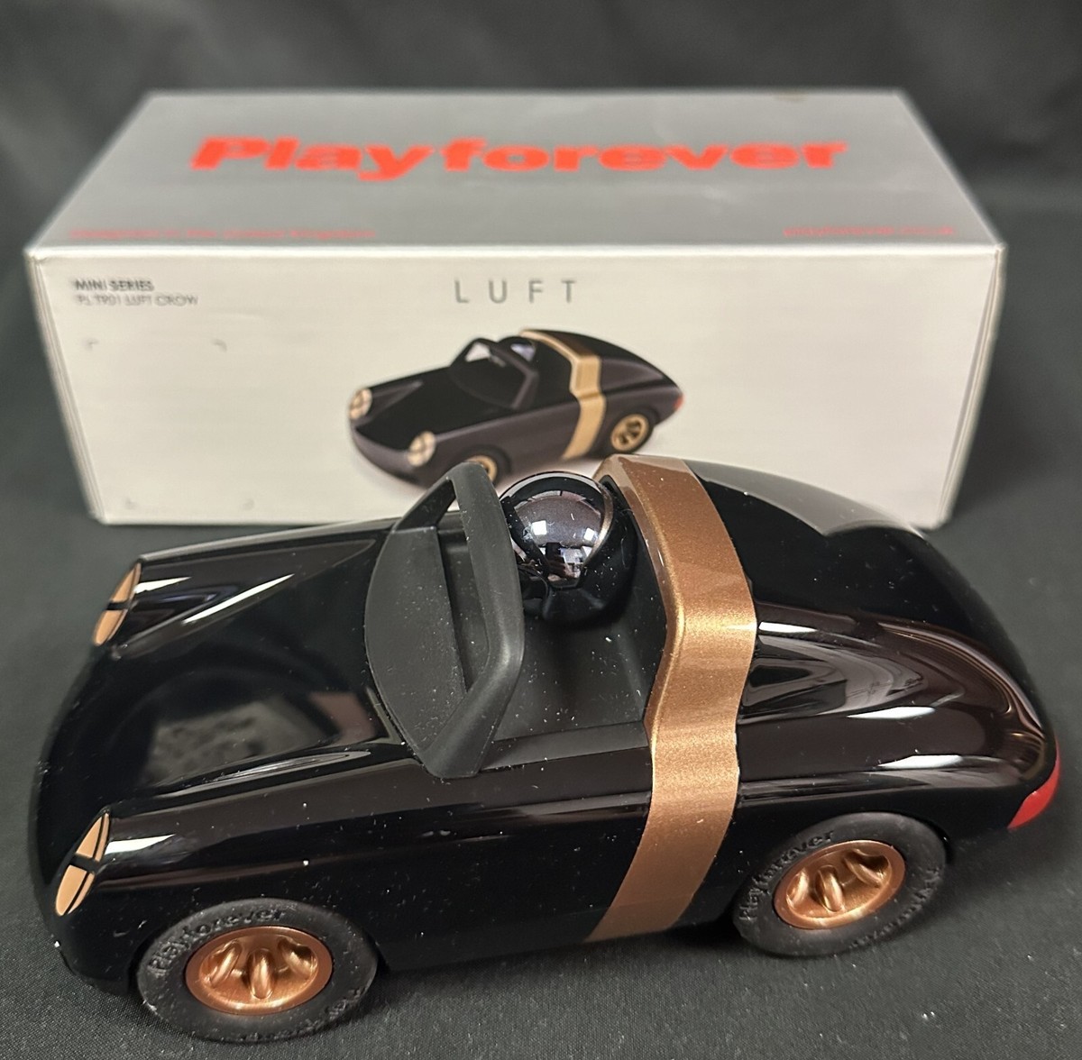 Playforever Luft Crow Car 07/2019 PLT 901 Black Porsche - Great