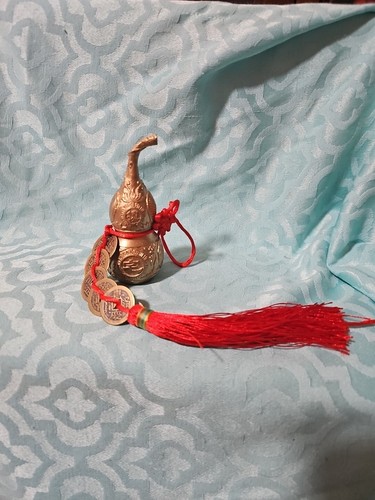 Feng Shui Pure Brass Metal Wu Lou Gourd Guord Keychain Amulet Home Decoration