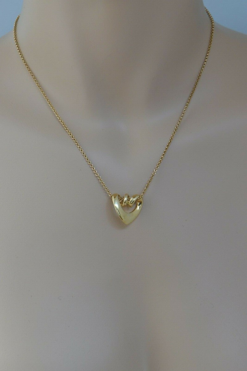 Heart Pendant and  Earrings  18k 金 V-20339975_0_565.jpg?pristine=true