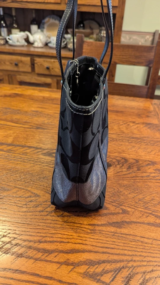 Genuine Coach Legacy Tote Signature Stripe Black Silver Leather Straps Perfect! - Image 3 of 4