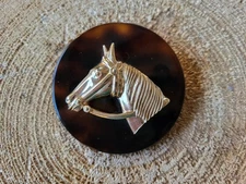Goldtone English Bridled Horse Head Pin Brooch Brown Disc Equestrian Jewelry