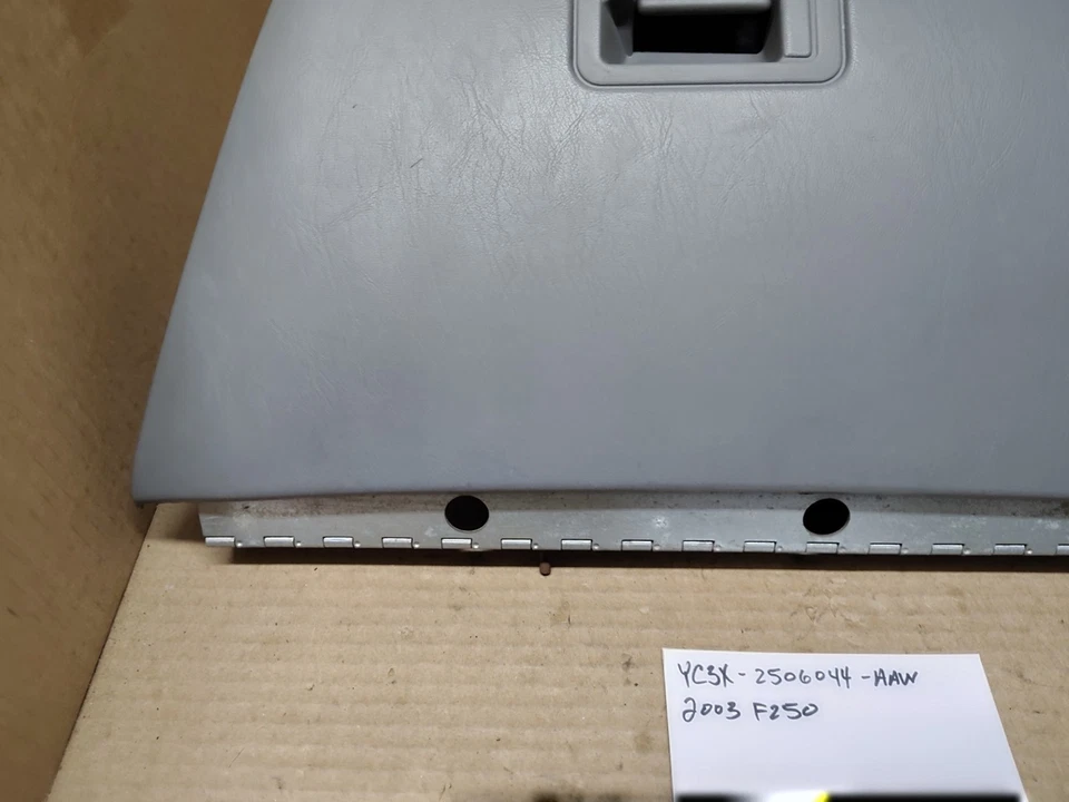 1999-04 F250 F350 Super Duty Glove Box Glovebox GRAY YC3X 2506044 - Image 4 of 4