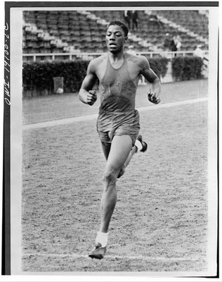 Photo:Track Runner Male Athlete 1940s Stadium Race Photograph