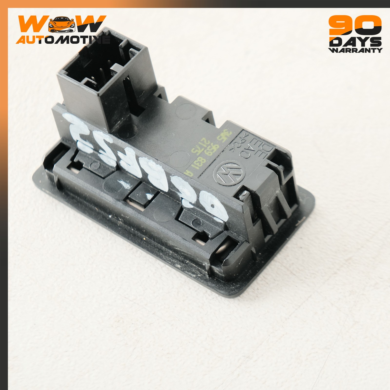 04-13 BENTLEY CONTINENTAL FLYING SPUR GTC REAR LID RELEASE PUSH SWITCH BLACK OEM