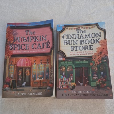 2 Books Set: Pumpkin Spice Cafe and Cinnamon Bun Book Store (English, Paperback)