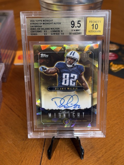 2024 Topps Midnight Delanie Walker Strokes Of Midnight Auto 3/5 BGS 9.5