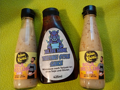 Wan Kwai Bowl Dressing Sesam 2x, Blue Hog Teriyaki Style Sauce