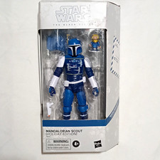 Hasbro Star Wars The Black Series Mandalorian Scout Holiday Edition Figure