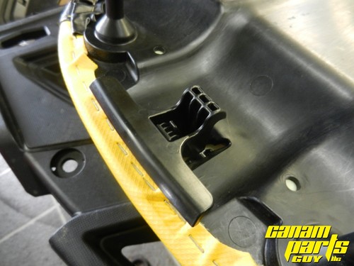 Soporte de clip de cierre de asiento CanAm 2012-2025 Renegade 500 570 650 800R 1000R 708000914 - Imagen 6 de 6
