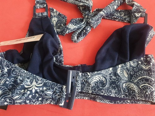 Debenhams - Gorgeous - Plunge Halter Bikini Top - Navy - Size 30GG BNWT RRP £30. - Picture 11 of 16