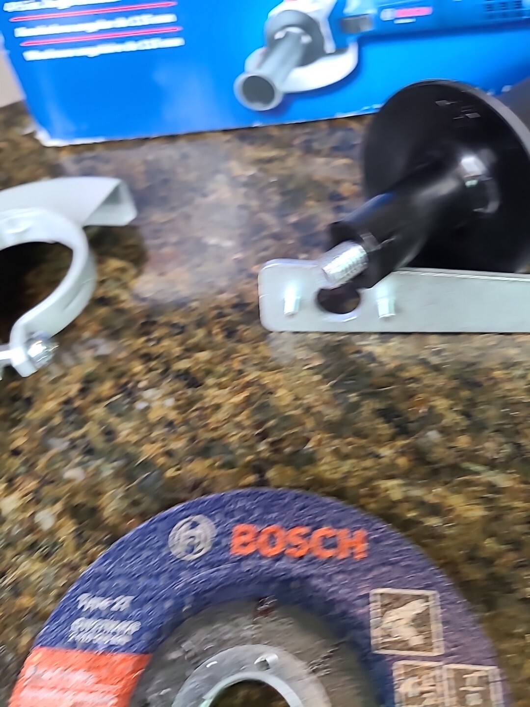 Bosch GWS845 7.5A Corded 41/2" Angle Grinder Lockon Slide Switch NEW