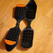 Yaktrax Ice Cleats Traction Aids, Black/Orange, Pair for Winter Sport