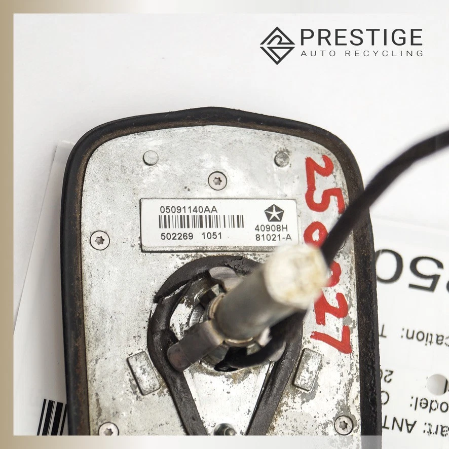 Módulo satélite antena techo Dodge Grand Caravan Ram C/V 2011-2014 5091140AA Foto 4 de 4