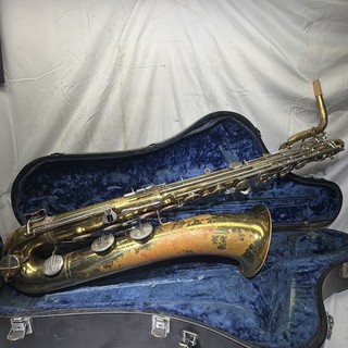 Bundy by Selmer Baritone Saxophone (serial#: 819634)