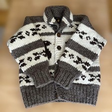 KISITAU Cowichan Knit Cardigan Elk Pattern Wool Sweater Canada Made