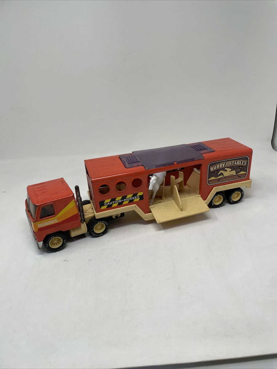Vintage 1980 Buddy L Stables Truck Cab Horse Trailer