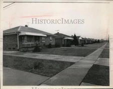 Press Photo Shadywood Lane in Warrensville heights, Ohio - nef49573
