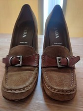 Prada vintage suede pumps size 38.5 Made in Italy