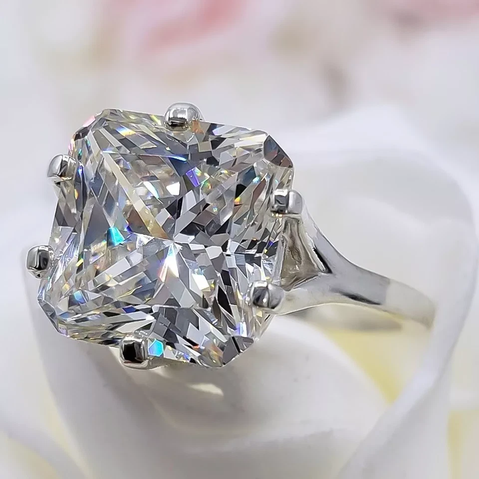 3.25 Ct Certified Lab Created Radiant Cut White Diamond 925 Silver Ring - Image 2 of 4