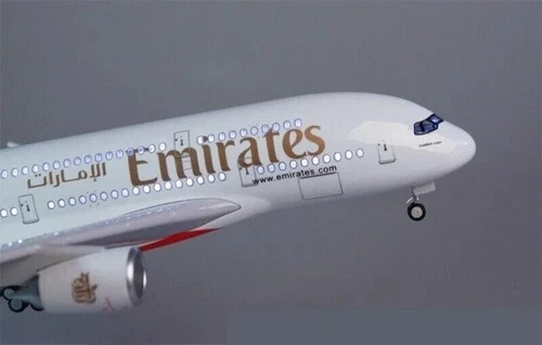 1/160 Scale A380 Airplane Resin Model LED Light Simulation Passenger Aircraft - Image 3 of 4