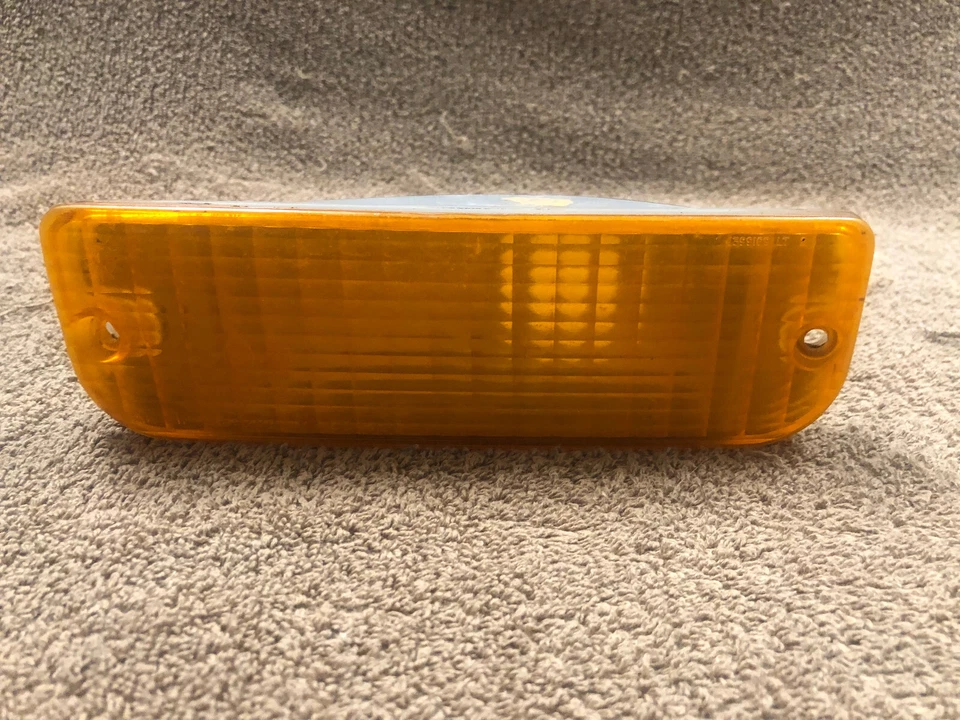 Luz de señal de giro izquierda Plymouth Acclaim, Dodge Spirit, 1991, 1992, 1993 - 1995 Foto 3 de 4
