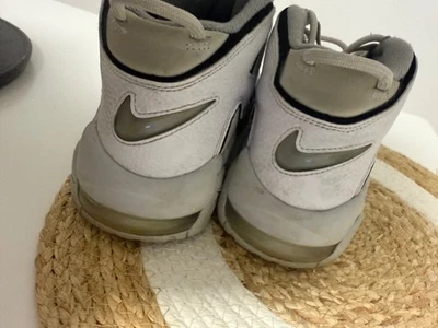 Nike Air More Uptempo gris  - Photo 1/4