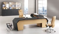 Moderner Chesterfield-GartenmöBel-Set Aus Leder In Elegantem Braun