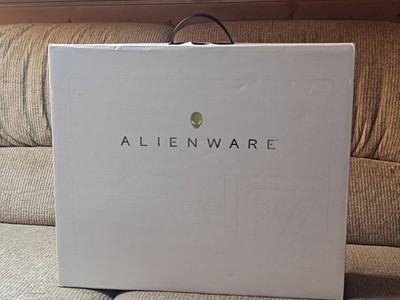 Dell Alienware M17 R4 Gaming Laptop i7 10870H RTX 3080 16GB VRAM 32GB DDR4 330W
