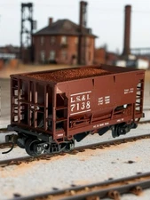 AHM 5273 F Ore Hopper Car LSI 7138 HO Scale With Original Matching Box & Load
