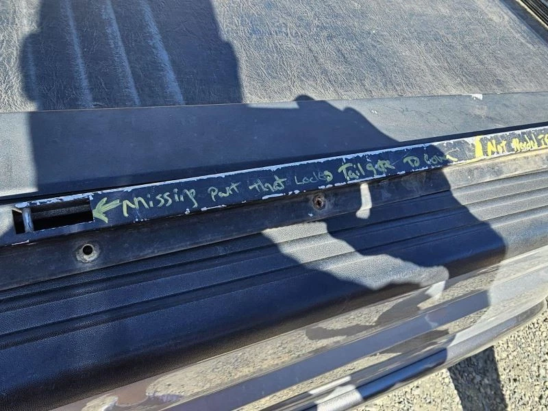 Ford F-250 F-350 2008-2012 6 pies 9 pulgadas rollo y bloqueo manual retráctil cubierta de carga Foto 4 de 4