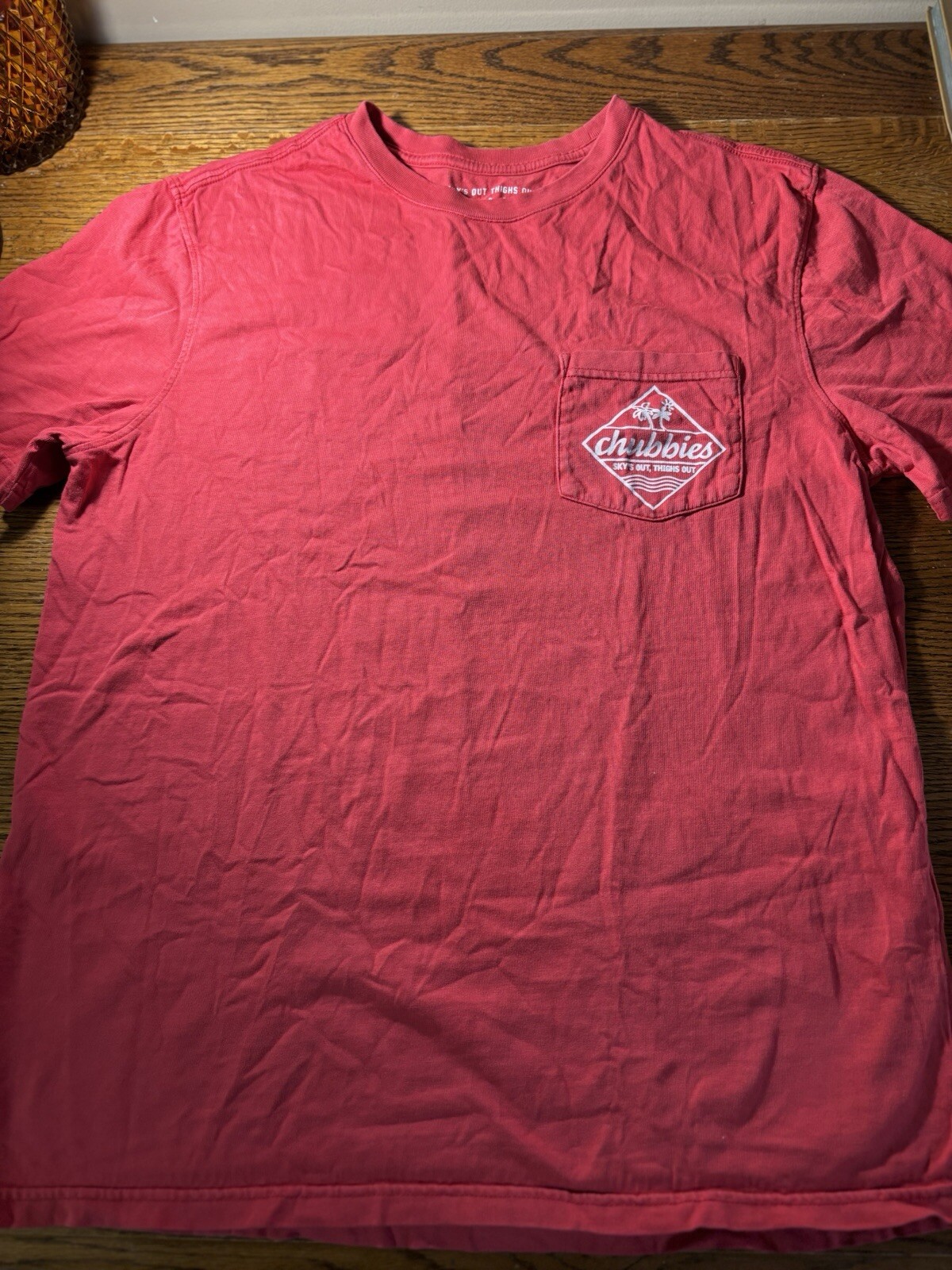 Men's Chubbies red double sided pocket graphic Tshirt, size M