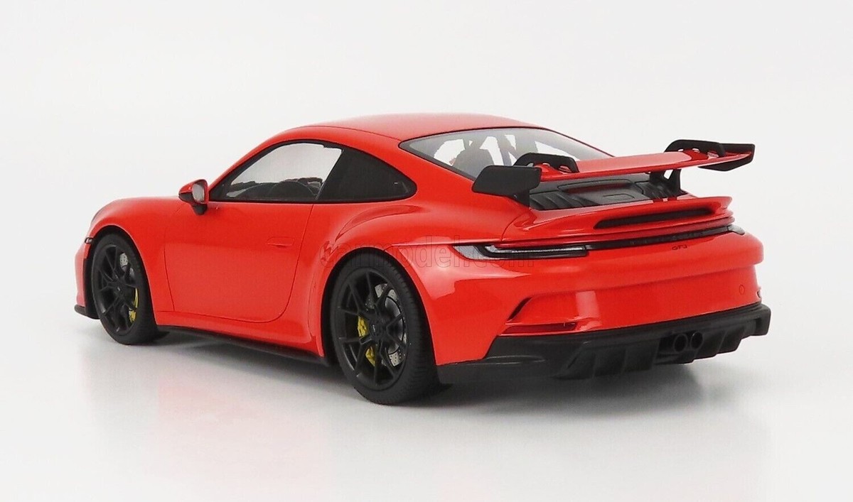 MINICHAMPS 2021 Porsche 911 992 GT3 Coupe Orange Black