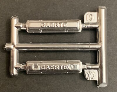 VALVE COVERS GAERTE Please Help Identify 123 Model Car Parts