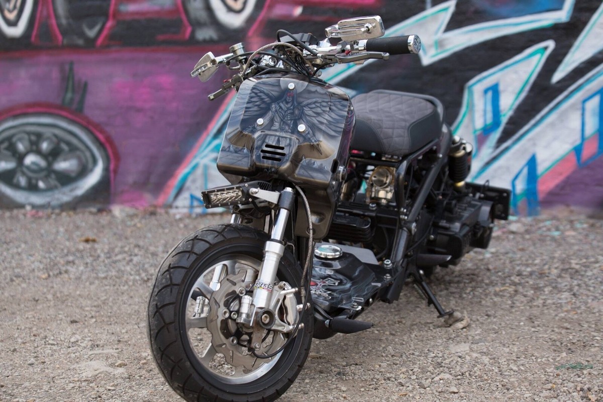 Conversión Del Honda Ruckus Atropellada