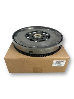 Original VW Zweimassenschwungrad 2.5TDI VW Passat AUDI A4 A6 SKODA 059105266T /E - Bild 1 von 4