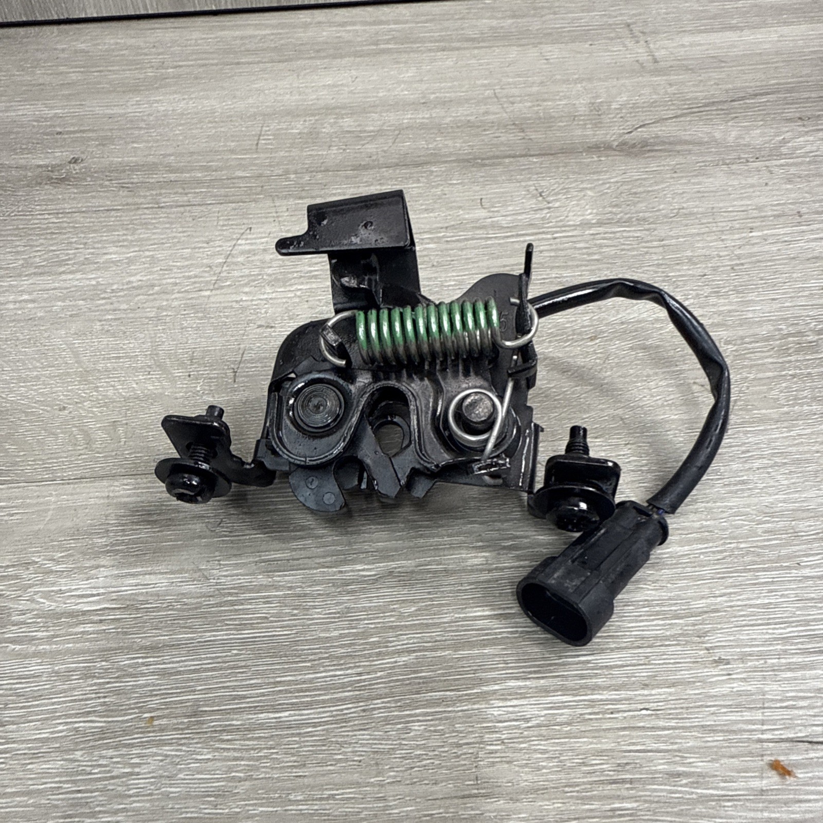 ✅2014 - 2024 MASERATI GHIBLI FRONT HOOD BONNET LEFT SIDE LATCH LOCK ACTUATOR OEM