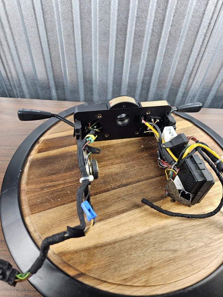 95 - 97 捷豹 XJ6 XJ12 VDP 转向时钟转动擦拭开关 LXF6470AA — 第 4/4 张图片