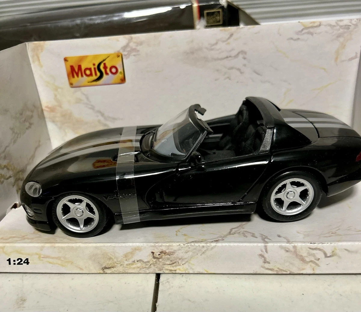 Maisto Dodge Viper RT/10 Dodge Contemporary Manufacture Diecast
