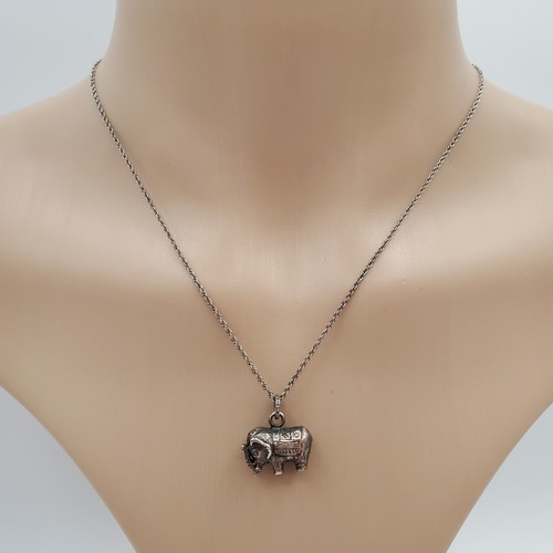 VTG 925 Elephant Necklace 18in Rope Chain Sterling Silver Italy 5.97g 3D Charm