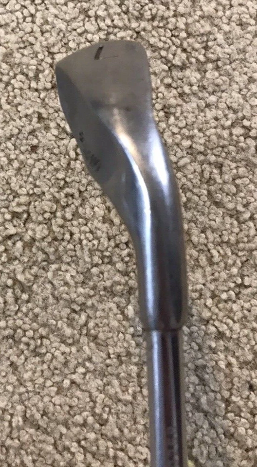 Browning 440 Low Profile, 7 Iron, RH Right Hand, Steel Shaft, Fair Condition - Image 3 of 4