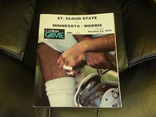 1976 MINNESOTA MORRIS AT ST. CLOUD STATE (MN) COLLEGE FOOTBALL PROGRAM  