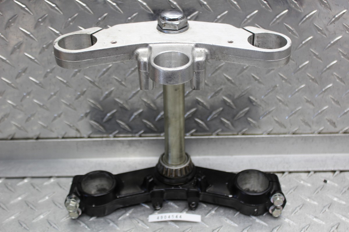 siku6714と2887 1996 KAWASAKI NINJA ZX6R ZX600F FRONT FORKS CLAMP TRIPLE