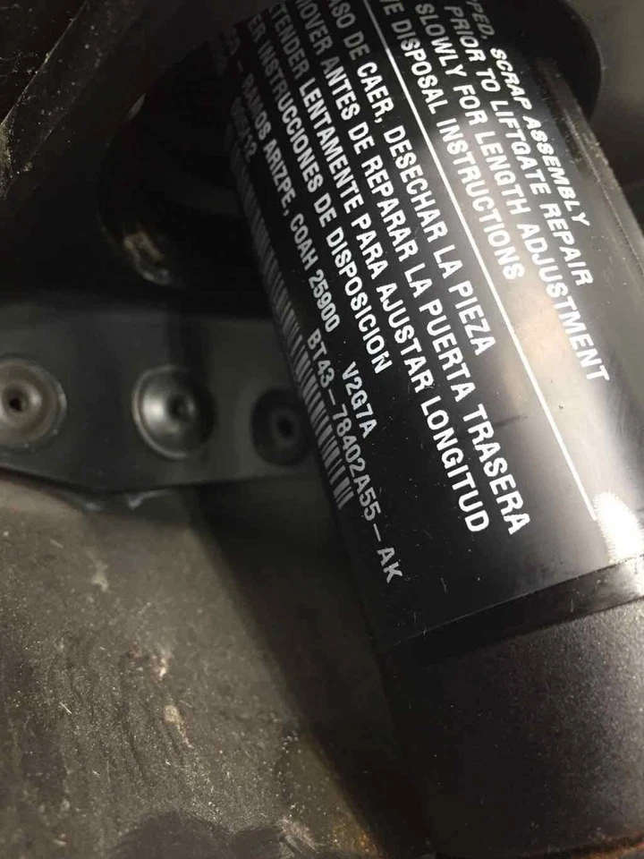 Motor tapa LINCOLN MKX 12 Foto 3 de 3