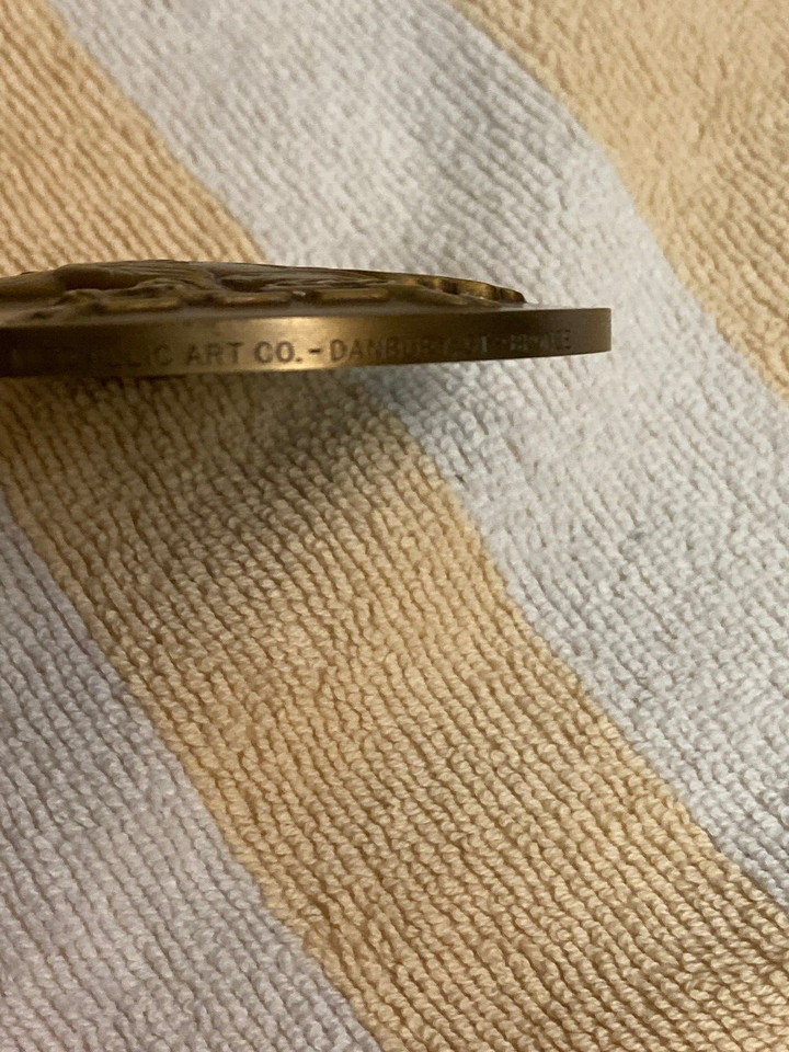 1983 Medallic Art Co. Danbury, CT Bronze Eagle Medal , 3 Inches Solid