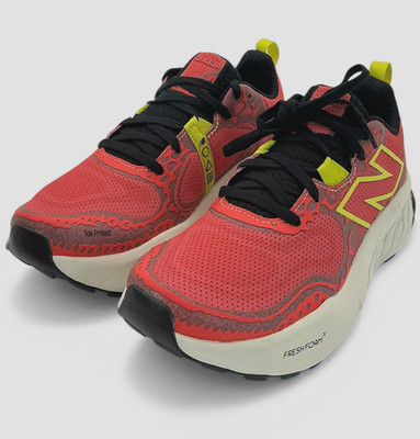 New Balance Fresh Foam X Hierro V8 Women's Size 7.5 Red Trail Running Shoes