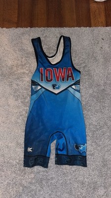 Blue iowa singlet in good condition no flaws only worn a few times (Adult Small)