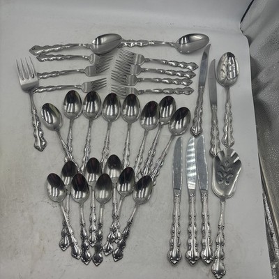 Vintage Oneida MOZART Stainless Deluxe Flatware 33 Pc Pieces Set Forks Spoons